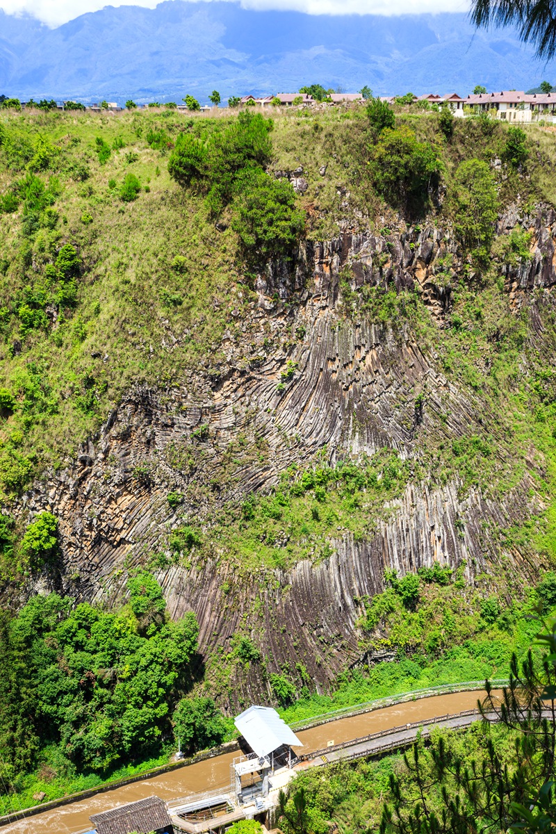 火山口-1_副本.jpg