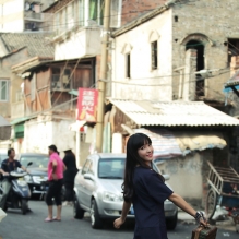 东女郎之《平民区》