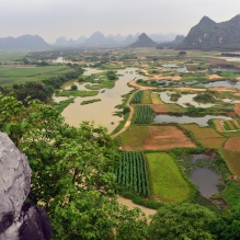 武鸣起凤山